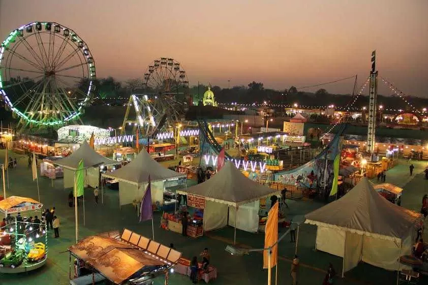 one-day trip topics from Delhi