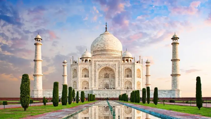 one-day trip to Agra from Delhi 